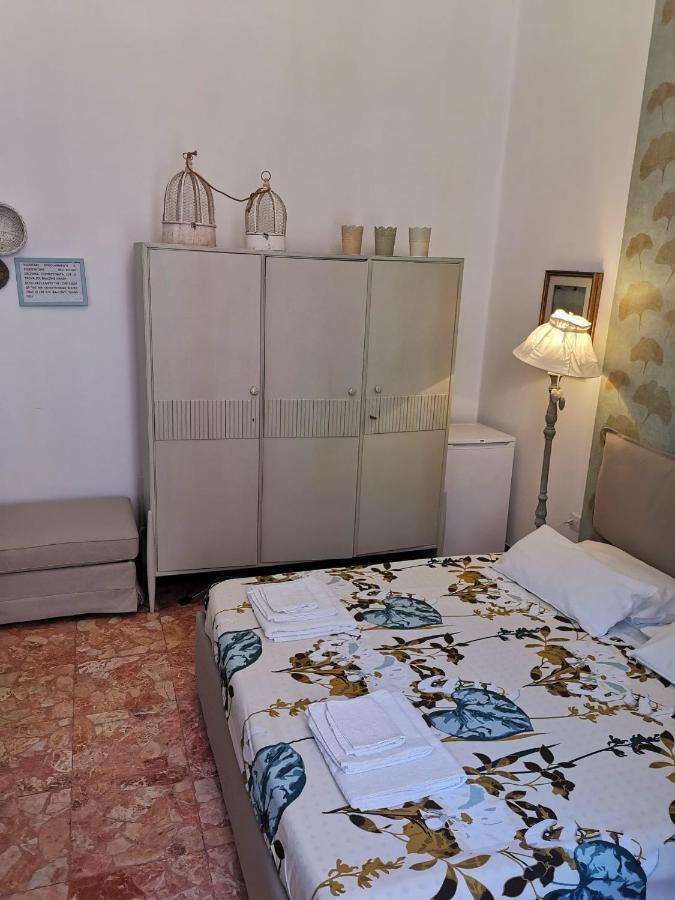 Indelli holiday rooms Monopoli Esterno foto